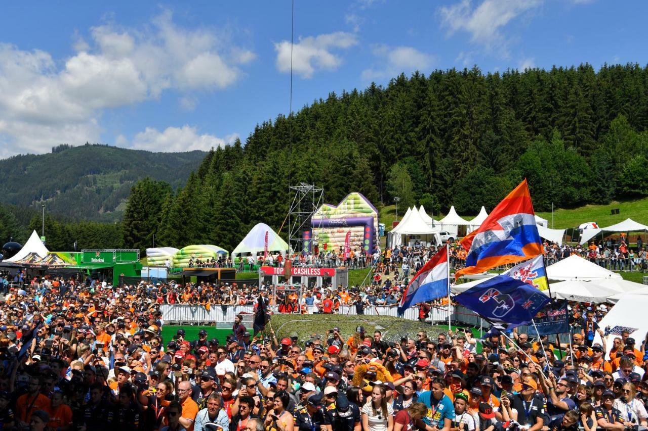 Grandprixcamp, Closest To The Red Bull Ring, Up To 4 Guests In A Tent Spielberg Bei Knittelfeld Экстерьер фото